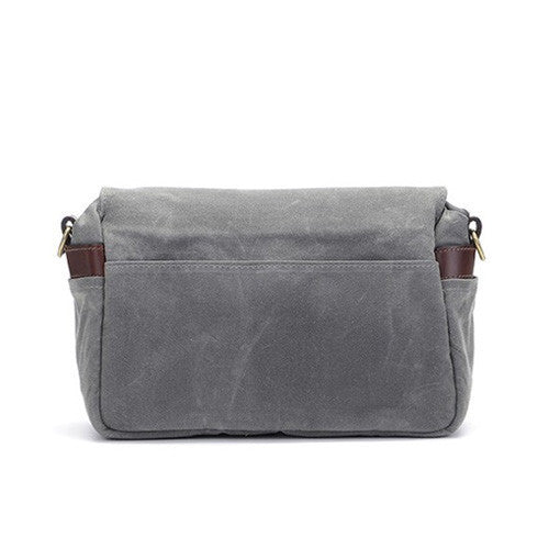 新品ONA オーナ カメラバッグ The Bowery Camera Bag ONA-Bowery-Camera-Bag-Deal.jpg