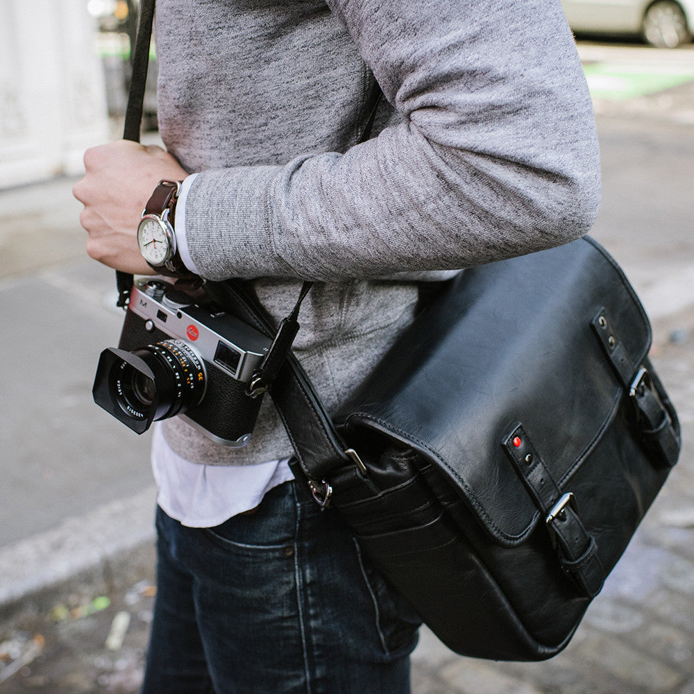 Leica Collection by ONA, Berlin M-System Leather Camera Bag - Black –  supply-theme-blue