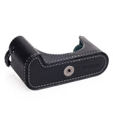 Used Arte di Mano Half Case for Leica M (Typ 240) for Regular Handgrip with Finger Loop Cutout - Minerva Black with White Stitching