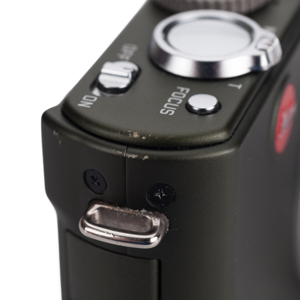 Used Leica D-Lux 4 - Safari Edition – supply-theme-blue